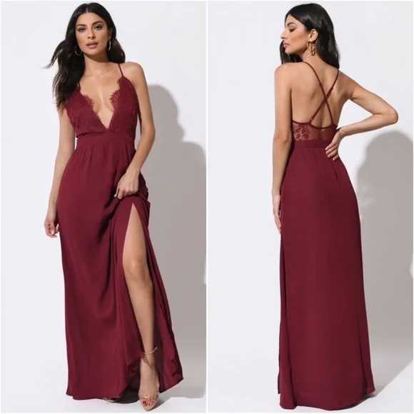 tobi burgundy dress NWT Tobi Backless Dress M (8-10)